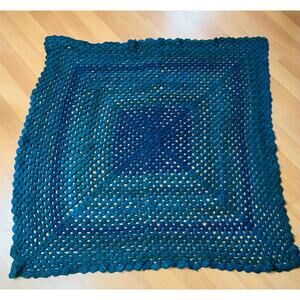 Vintage Hand made Granny Square Country Cottage Blanket Size 45” x60” Blue
